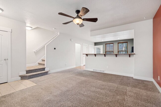 Foto del edificio - 10634 Topview Rd