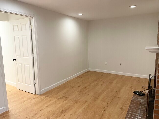 Foto del edificio - 14619 Winterfield Dr