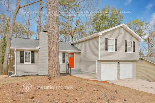 Building Photo - 656 Almand Branch Rd SE