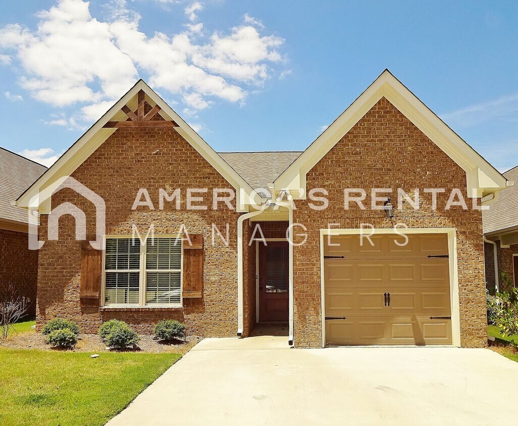 Primary Photo - Home for rent in Lake Cyrus...Available to...