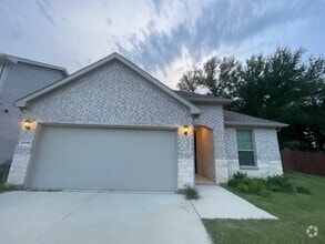 Building Photo - 2516 Sakeena Ct