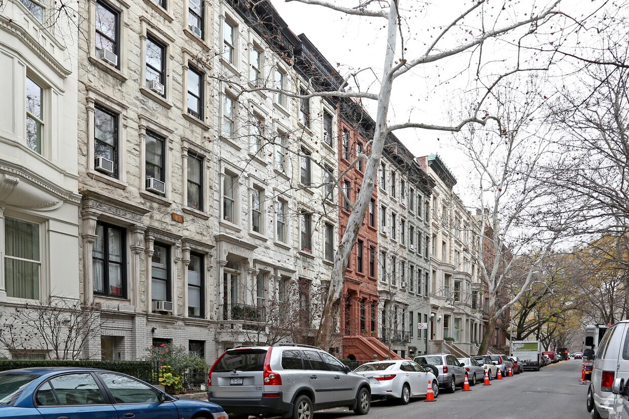 Foto del edificio - 33 W 76th St