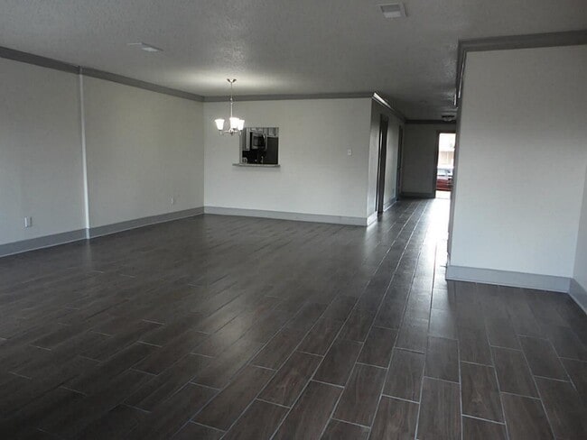 Building Photo - 6654 Montauk Dr