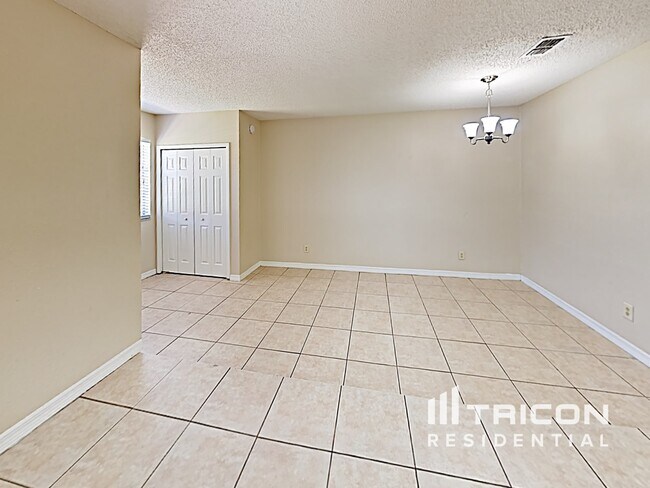 Foto del edificio - 1498 Orange Blossom Ct