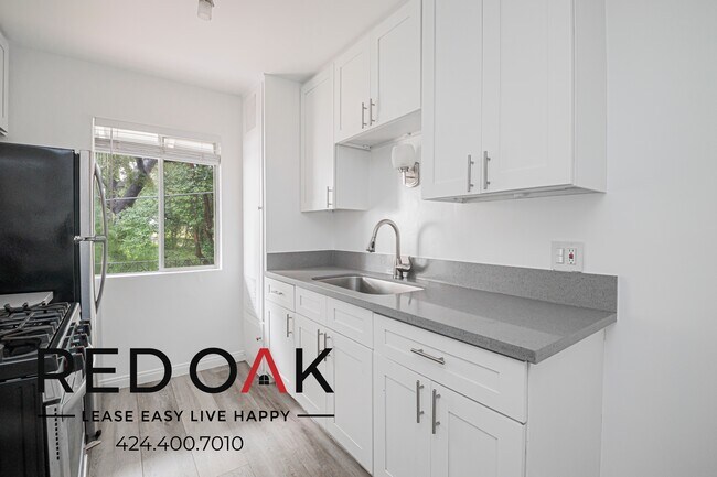 Foto del edificio - 630 N Cerritos Ave