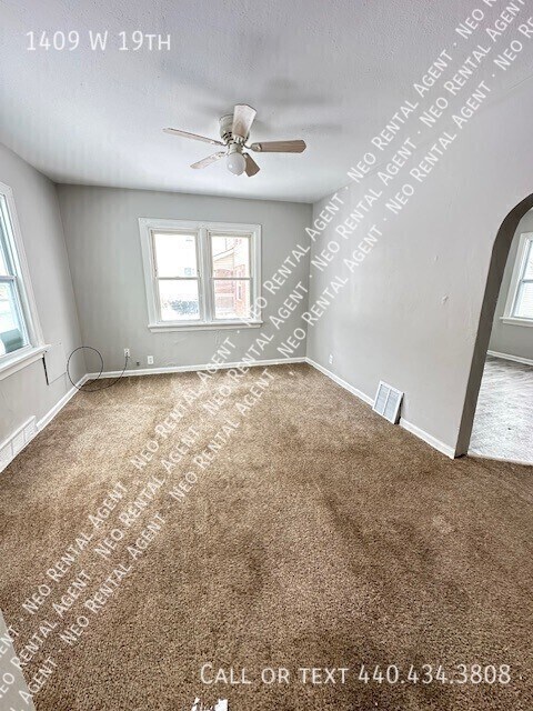 Foto del edificio - 1409 W 19th St