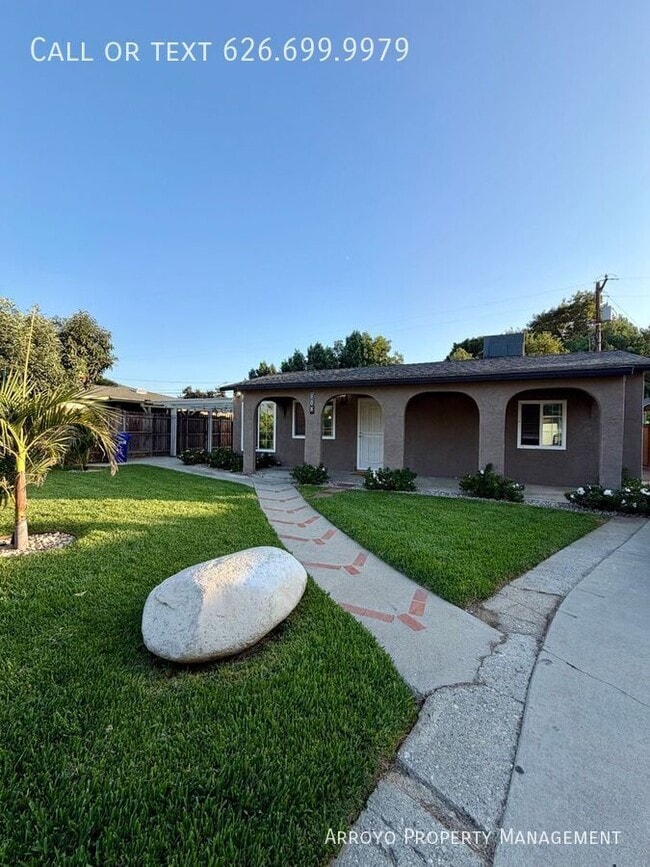 Building Photo - 808 Beckville St