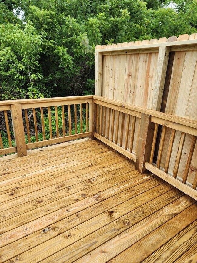 Building Photo - New 2 bed 1 bath duplex unit-Blackstone Va
