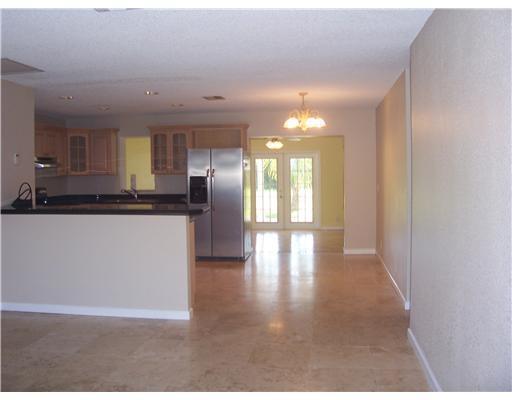 Foto del edificio - 1202 NW 7th St