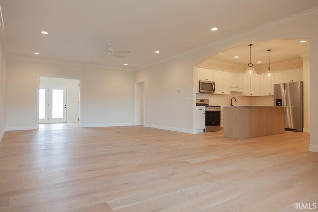 Foto del edificio - 3018 White Oak Trl
