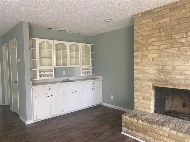 Building Photo - 501 Towne House Ln