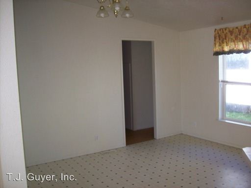 Building Photo - 3 br, 2 bath House - 920 St. Helens Ave.