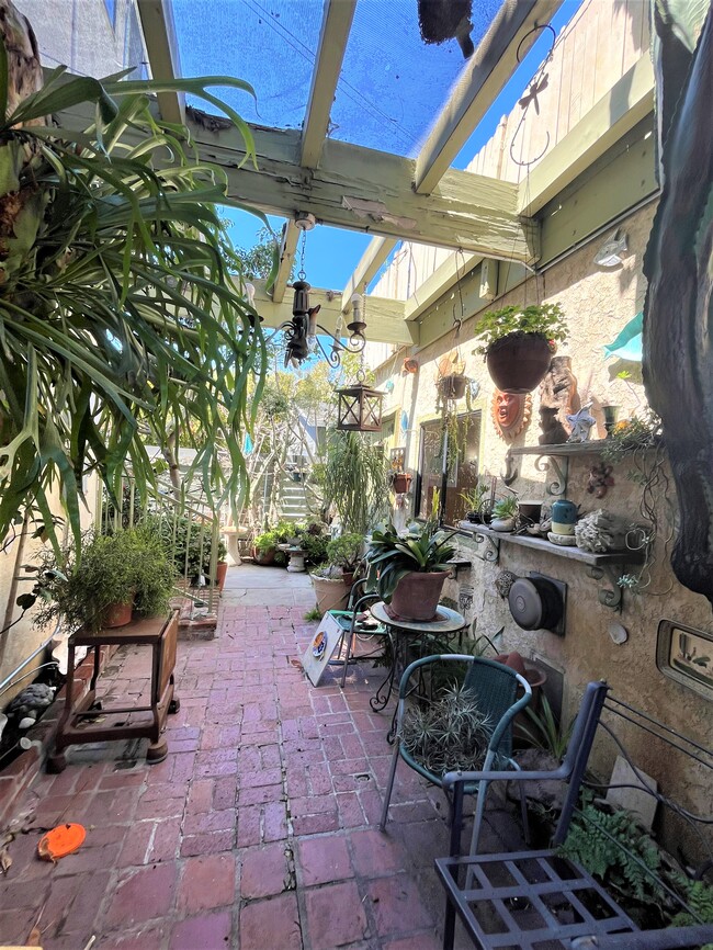 Foto del edificio - 3116 Stanford Ave