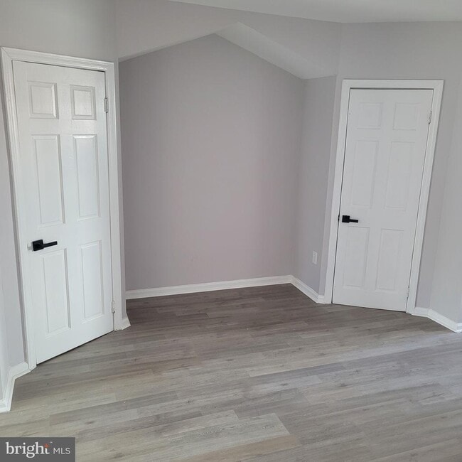 Foto del edificio - 6614 N Smedley St