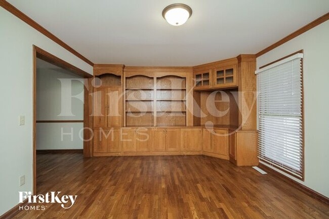 Building Photo - 301 Prairie Valley Ct