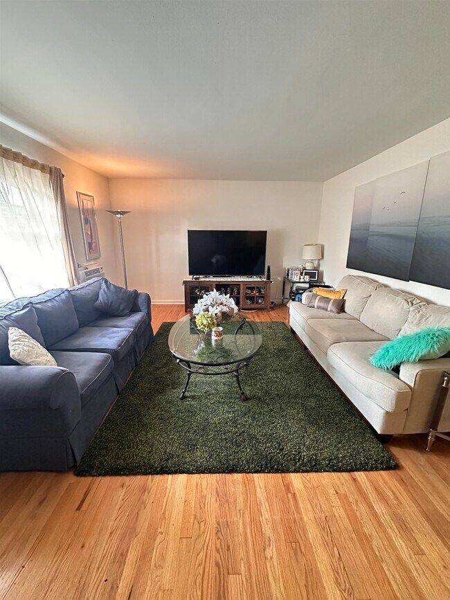 Foto del edificio - 241 W Passaic St