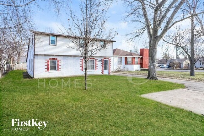 Building Photo - 3505 N Lewis Ave
