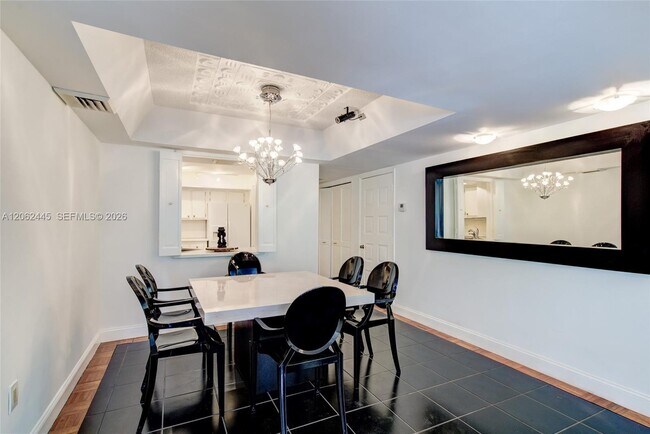 Foto del edificio - 2901 S Bayshore Dr