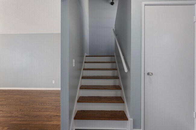 Foto del edificio - 403 W 87 Pl