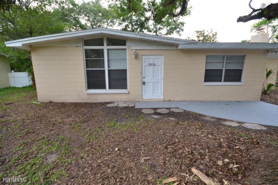 Foto principal - 9808 N 55th St