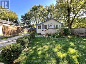 Building Photo - 367 Hollywood Dr