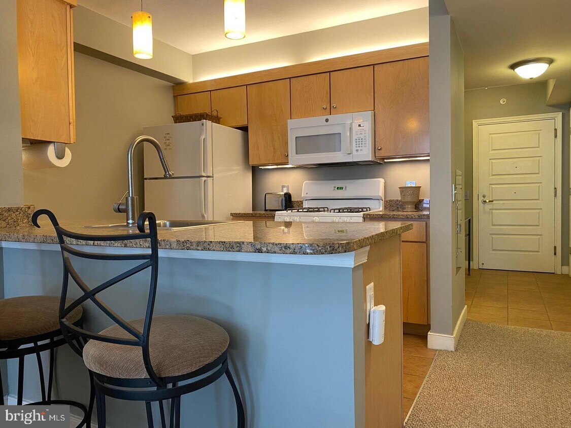 Foto principal - 616 E St NW