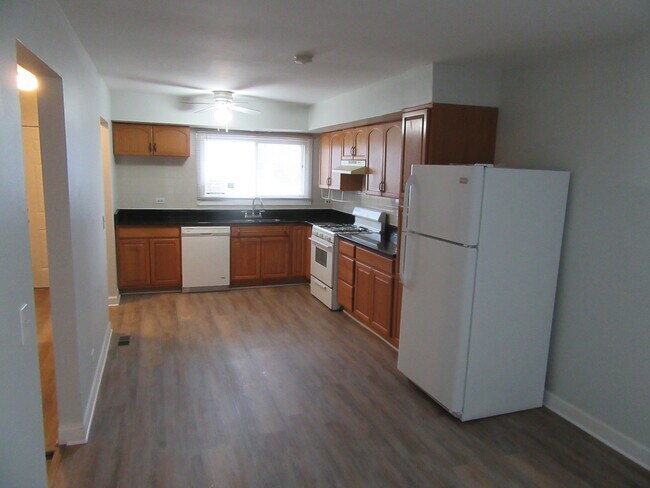 Foto del edificio - 9116 W Oaks Ave