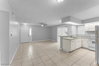 Building Photo - 2033 Rookery Bay Dr