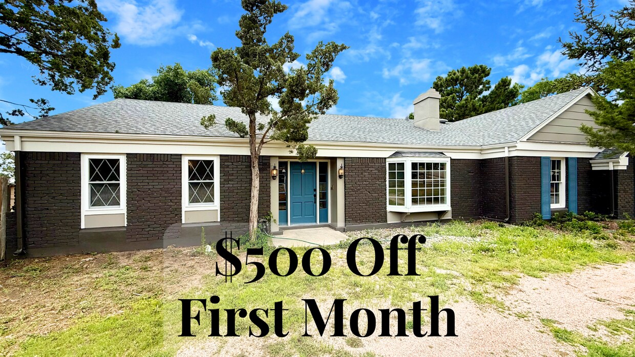 Stylish 3-Bedroom Remodel with Two Firepla... - Stylish 3-Bedroom Remodel with Two Firepla...