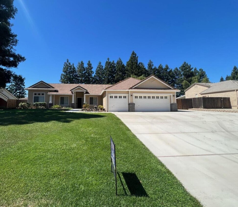 Primary Photo - 9709 Partridge Ct