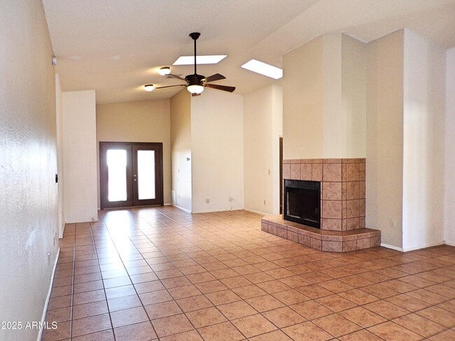 Building Photo - 4441 S Pueblo Ave
