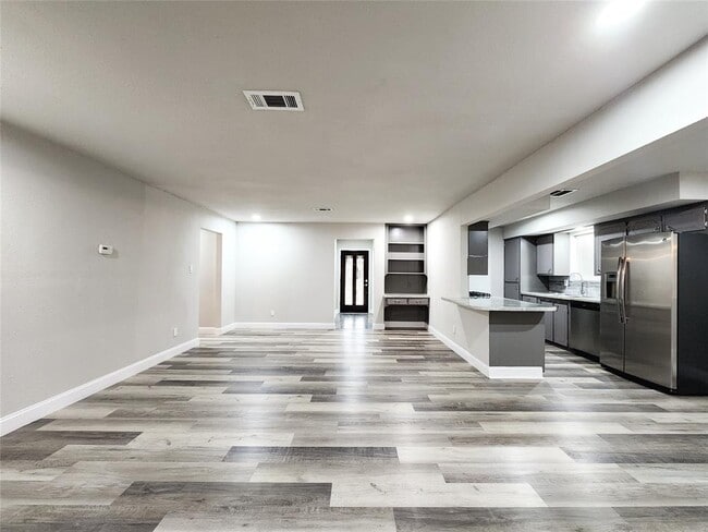 Building Photo - 4446 Busiek St