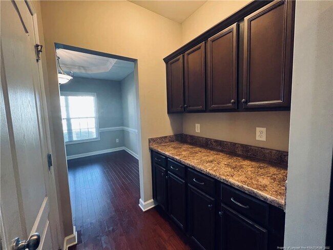 Building Photo - 2817 Blockade Runner Dr