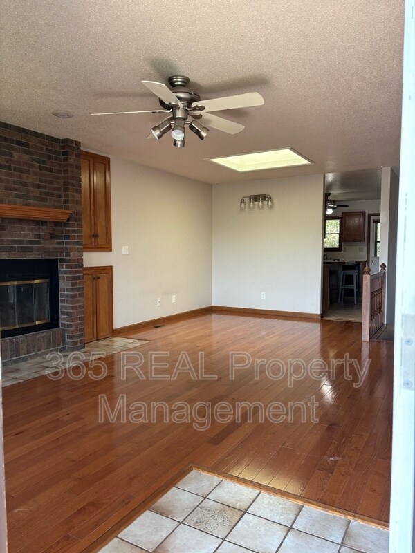Foto del edificio - 5601 W 18th St
