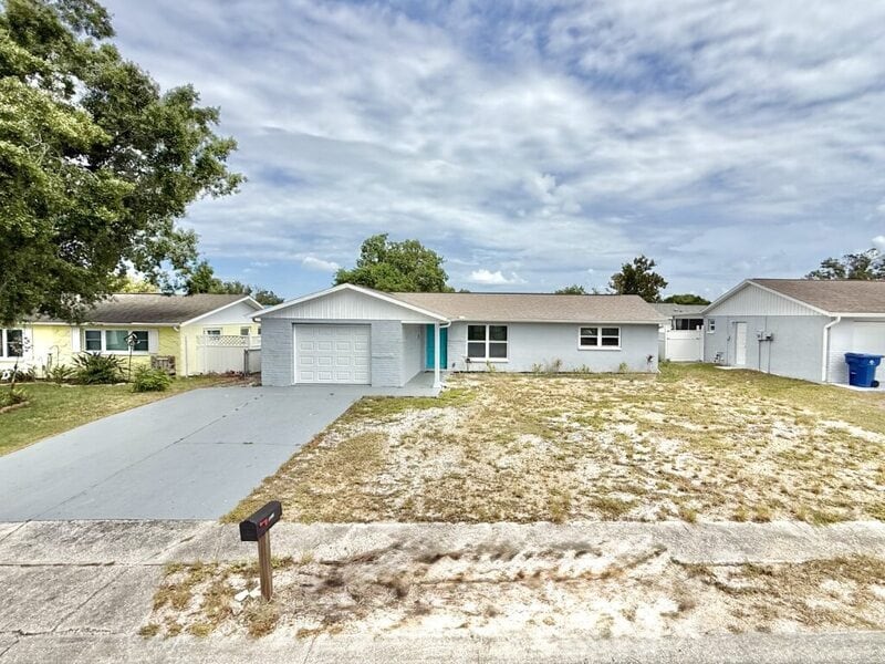 Foto principal - 6417 Sutherland Ave