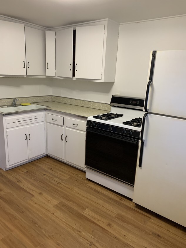 3 McPherson St, South River, NJ 08882 Apartments in South River, NJ