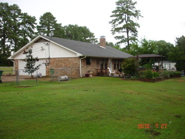 Building Photo - 904 N Tyler