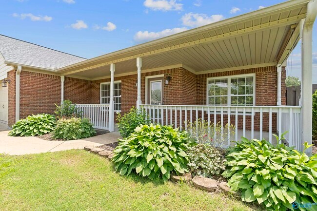 Foto del edificio - 108 Landings Way Dr