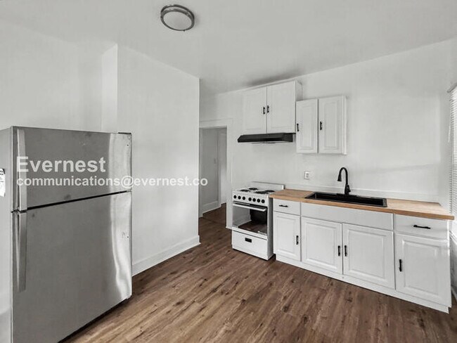 Foto del edificio - 1515 36th Pl N