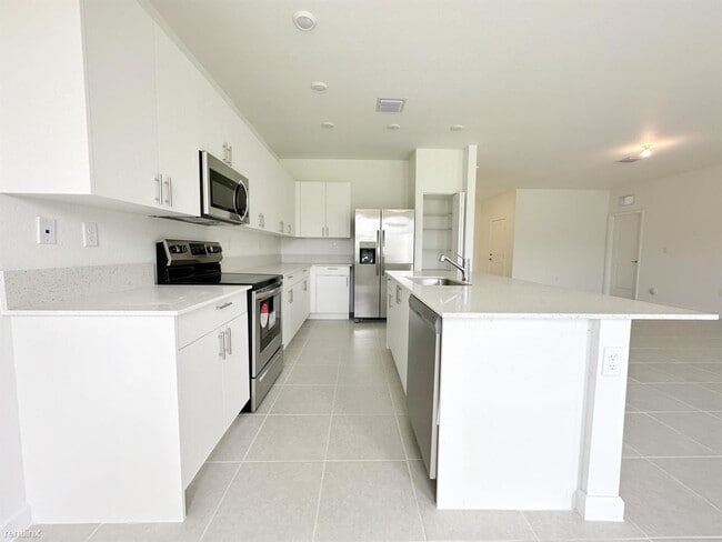 Building Photo - 4 br, 2.5 bath House - 29022 SW 164th Ave