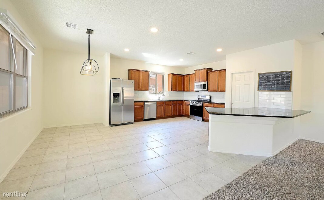 Foto del edificio - 3 br, 3 bath House - 963 Verdinal Ln