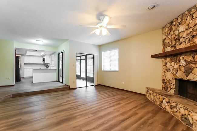 Foto del edificio - 715 Boysenberry Ct