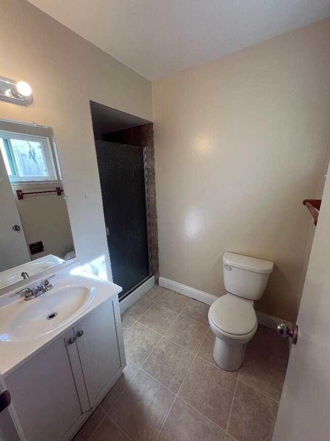 Building Photo - 1609 Poppy Way