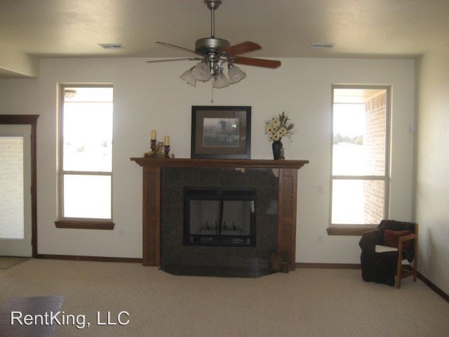 Building Photo - 10615 Tangleroot Way
