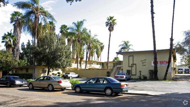 Building Photo - Vernon Apartments