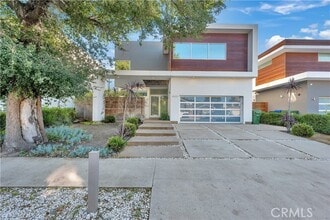 Building Photo - 16518 Moorpark St Building Photo - 16518 Moorpark St