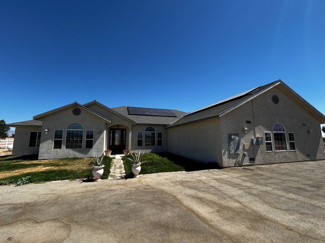 Foto principal - 8127 W Ave E12