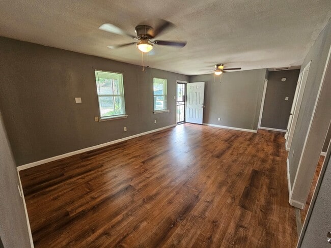 Photo - 1325 Bruce St Townhome