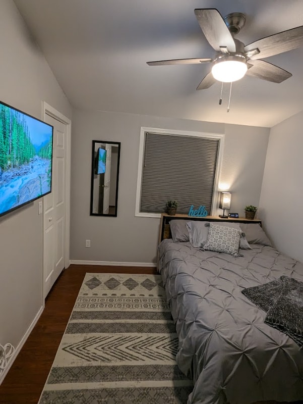 Building Photo - 120 E Camille Dr