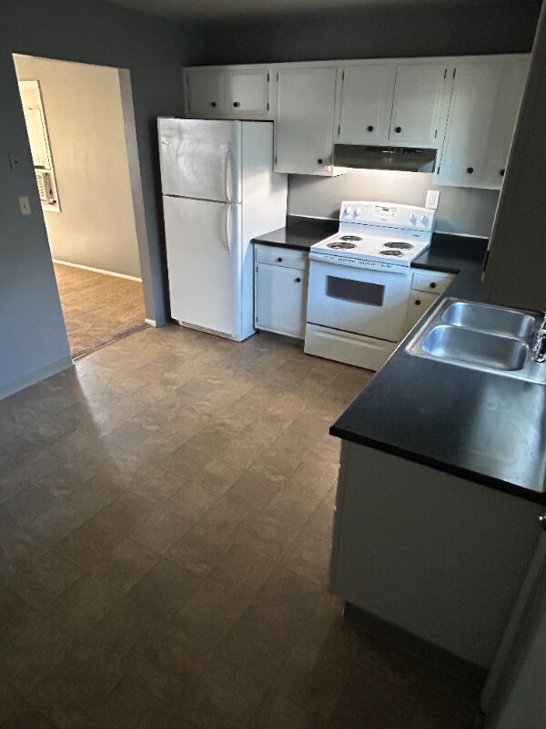 Building Photo - 1505 1st Ave NW